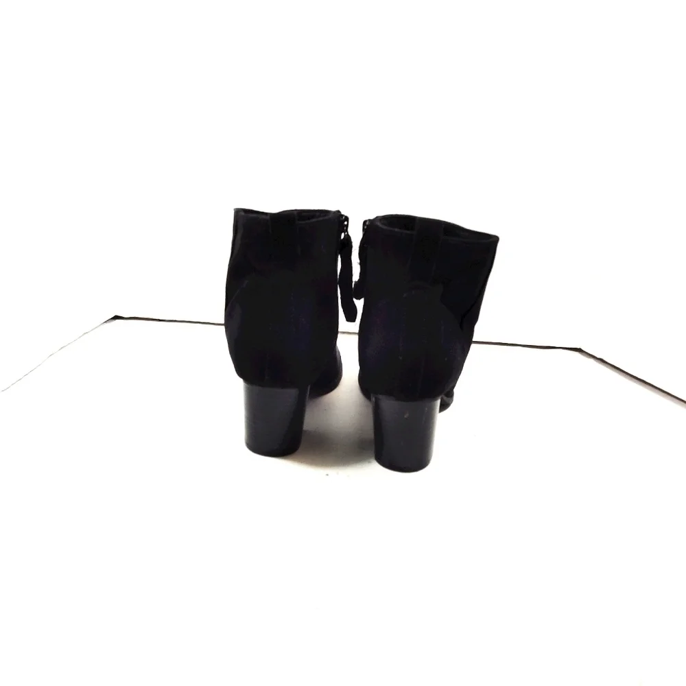 Old Navy Women's boots ankle black faux suade Size: 7